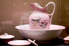 Варна - „Порцеланът - вечният спътник на лукса“ - изложба