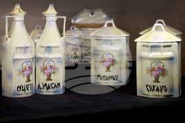 Варна - „Порцеланът - вечният спътник на лукса“ - изложба