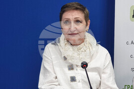 Национален пресклуб на БТА - Плевен - „Плевенски обществен фонд Читалища" - пресконференция - Даниела Димитрова