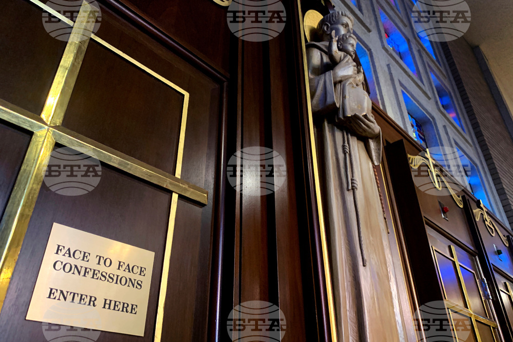 Catholics-Confession