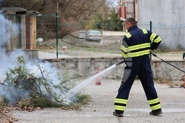 Благоевград - Югозападно държавно предприятие - Регионална дирекция „Пожарна безопасност и защита на населението“ - пресконференция - демонстрация