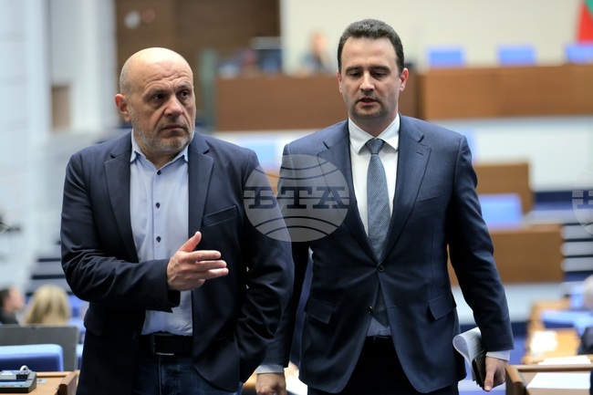 Въпреки трудното мнозинство, правителството успя да прокара десетки реформи по ПВУ и България получи два млрд. евро, казаха от ГЕРБ-СДС