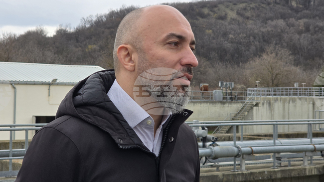 За момента не е нужно да се въвежда воден режим, но ситуацията се следи внимателно, каза изпълнителният директор на ВиК АД – Ловеч