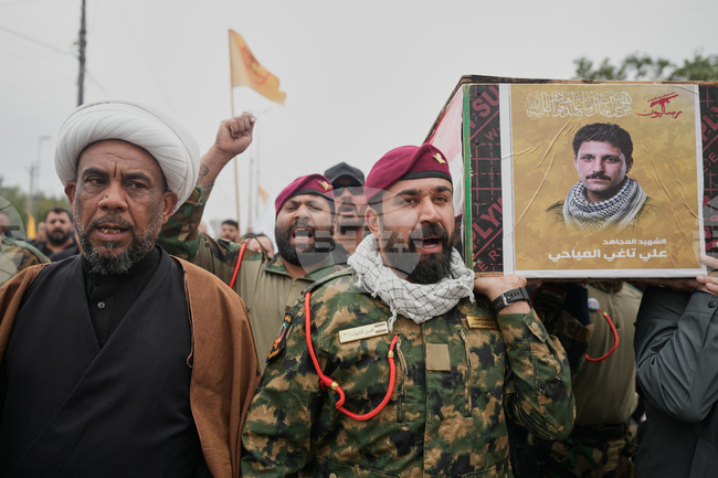 Високопоставен командир и 14 бойци на бивша паравоенна групировка бяха убити при американски въздушен удар в Ирак