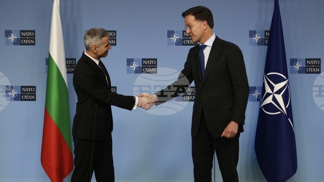 Войната в Украйна е заплаха за евро-атлантическата сигурност, оставаме твърдо със съюзниците в НАТО, заяви служебният премиер Гюров