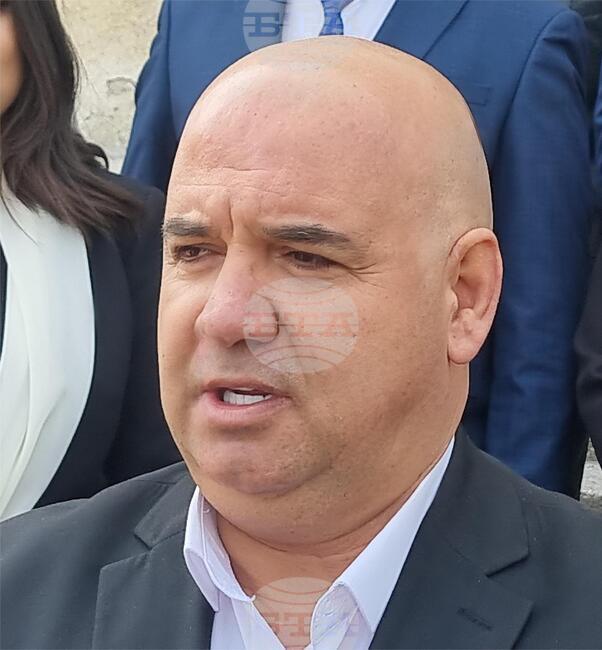 Димитър Николов е водач на листите на "Алианс за права и свободи" в 29 МИР - Хасково и 27 МИР - Стара Загора