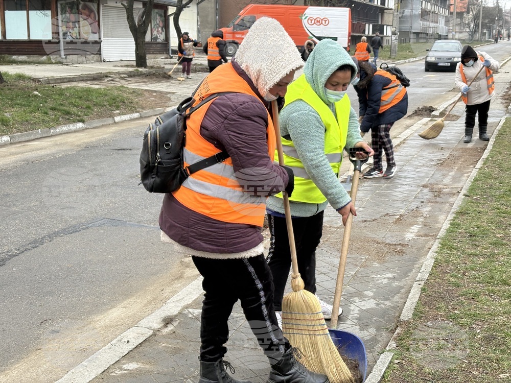 Самоков - пролетно почистване