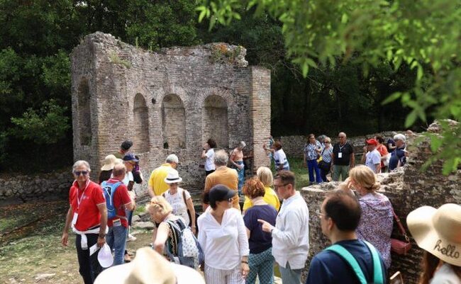 АТА: Албания отчита 15-процентен ръст на броя на посетителите през януари 