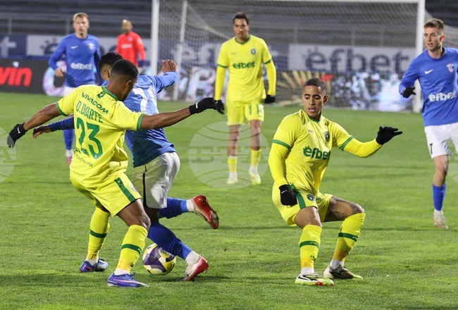 Лудогорец и Черно море завършиха наравно