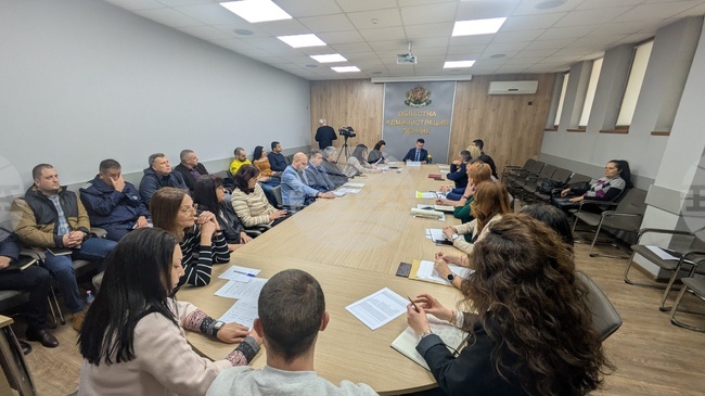 Стари копирни машини в Трън може да затруднят гладкото провеждане на изборите, предупреждават от Общината 