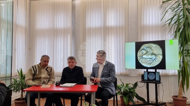 В сливенския музей бе представена научна монография за митични хибридни същества от античността