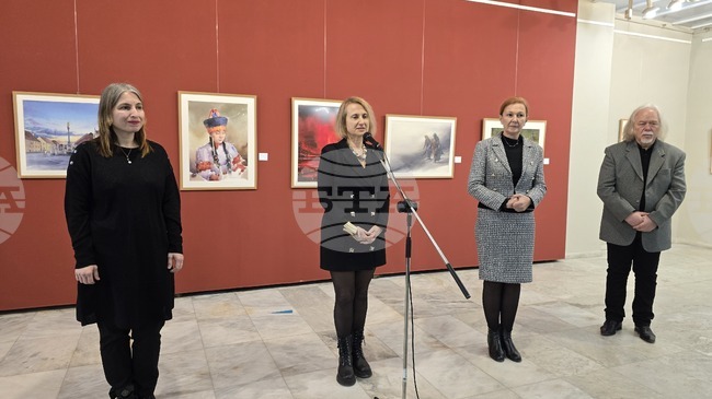 Пътуваща изложба показва в Плевен творби от четвъртото международно триенале "Духът на акварела"