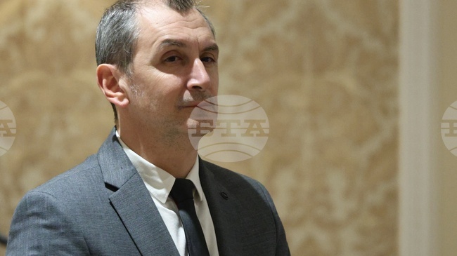 Локализирана е заразата от морбили в Бяла Слатина, съобщи служебният здравен министър Михаил Околийски