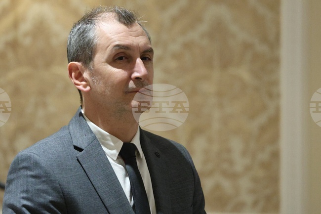 Локализирана е заразата от морбили в Бяла Слатина, съобщи служебният здравен министър Михаил Околийски