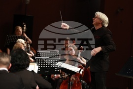 Русе - Международен фестивал "Мартенски музикални дни" - диригент Павел Балев