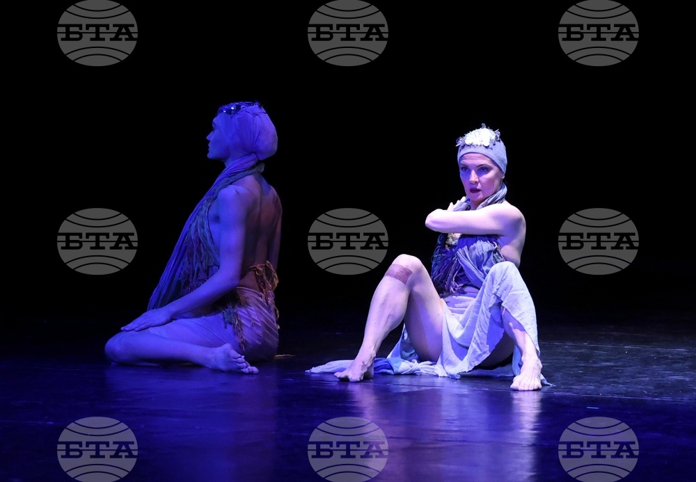 Национален музикален театър - балет „Арабеск“: „Crossroads/Кръстопътища“ - премиера