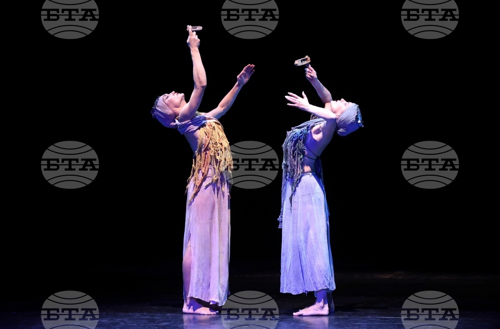 Национален музикален театър - балет „Арабеск“: „Crossroads/Кръстопътища“ - премиера