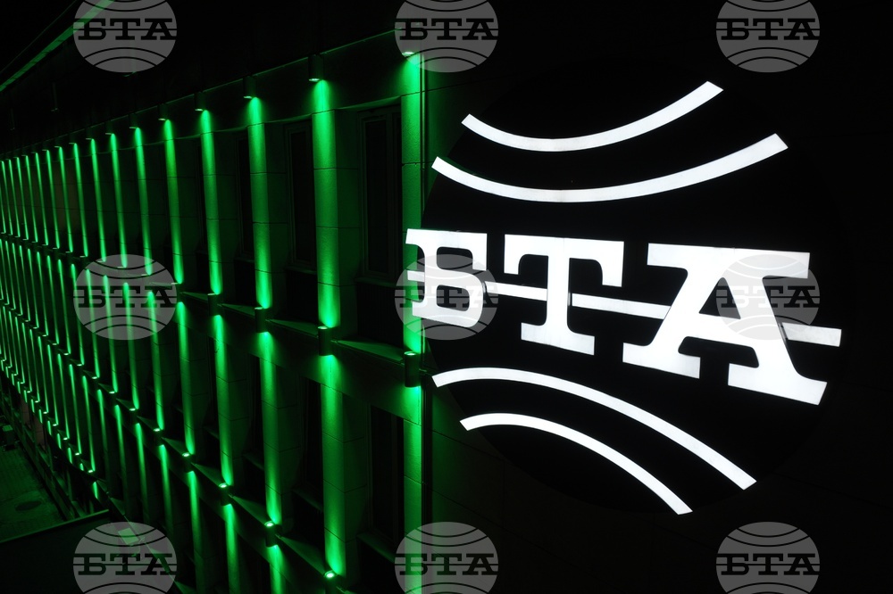 Българска телеграфна агенция - Първа пролет - фасада - осветяване