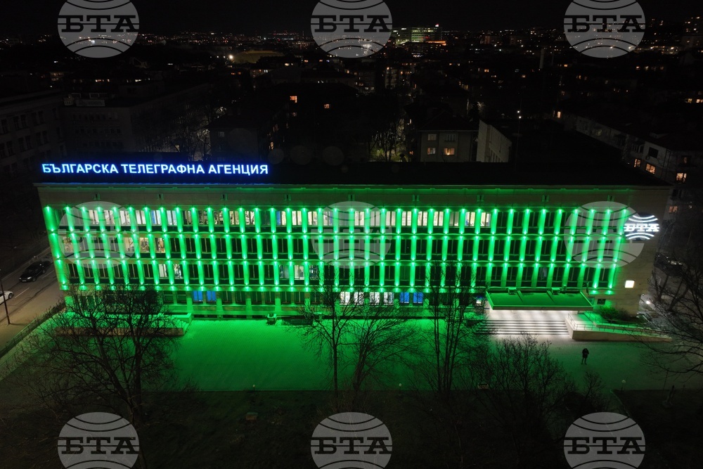 Българска телеграфна агенция - Първа пролет - фасада - осветяване