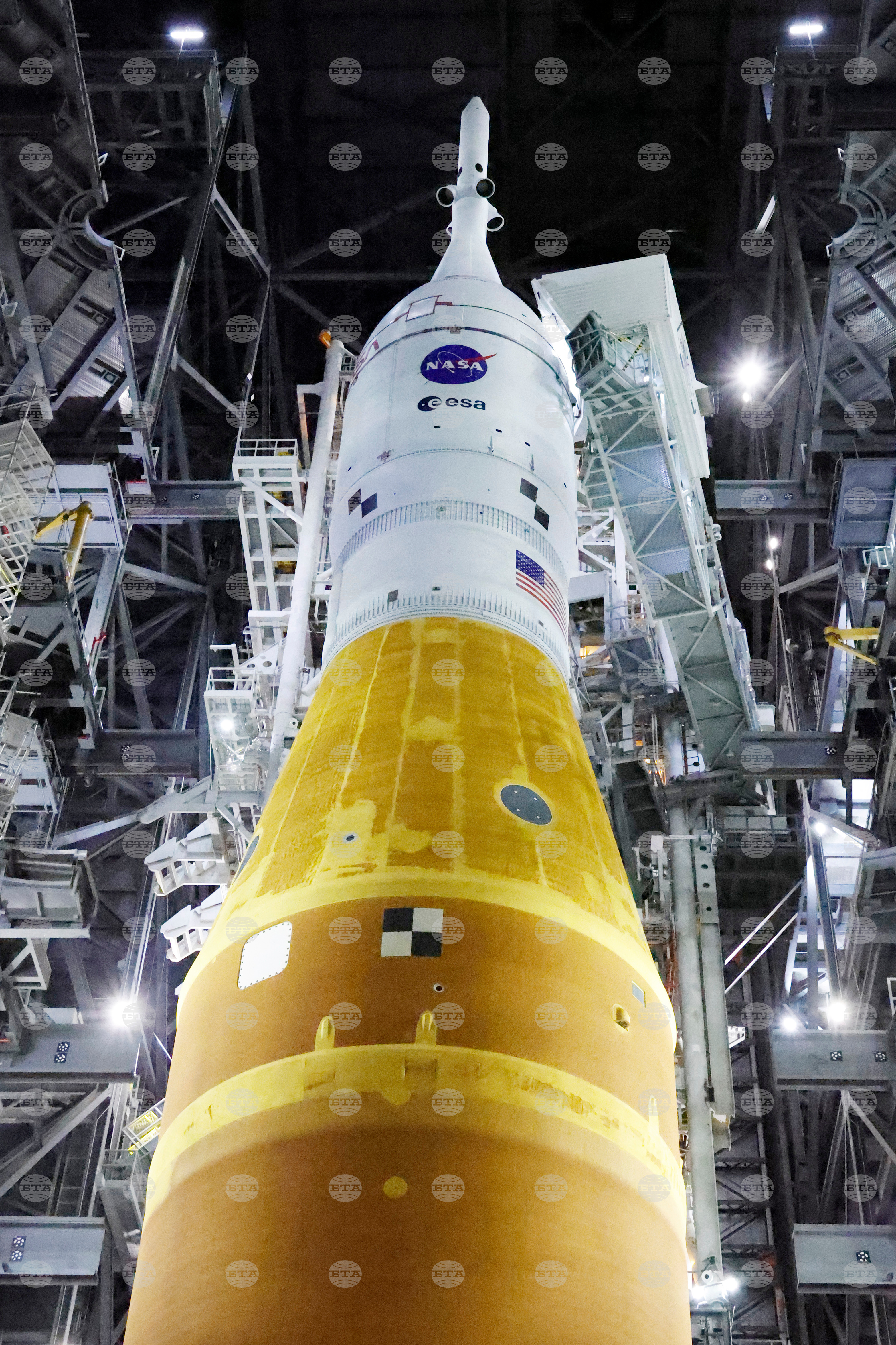 NASA Artemis Moonshot