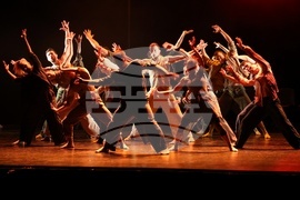 Национален музикален театър - балет „Арабеск“ - „Don't worry baby“/„Не се тревожи скъпа“ - премиера