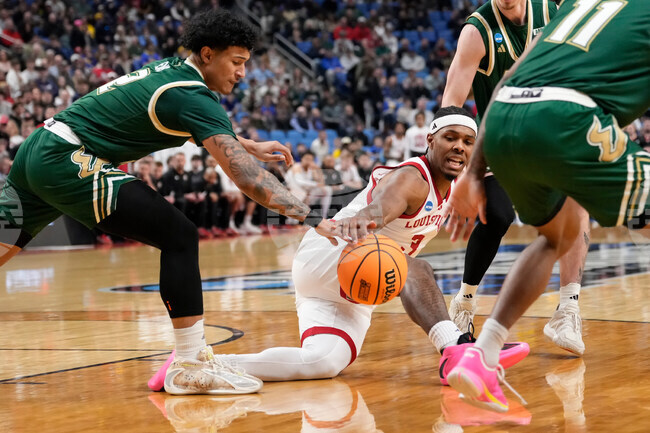 NCAA South Florida Louisville Basketball