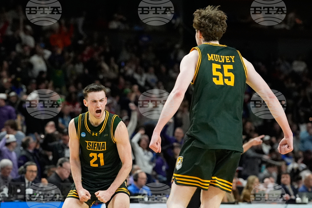 NCAA Siena Duke Basketball