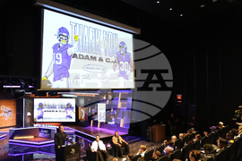 Vikings Football Thielen Ham