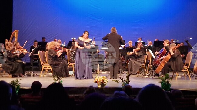 Димитрина Кечеджиева е победителят в първото издание на Форума за оперно изкуство „Красимира Стоянова“ във Велико Търново