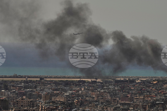 Израел заяви, че сухопътните му операции в Южен Ливан продължават