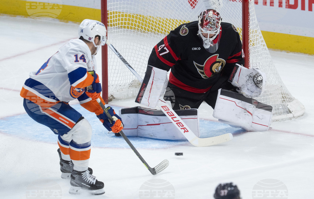 Islanders Senators Hockey