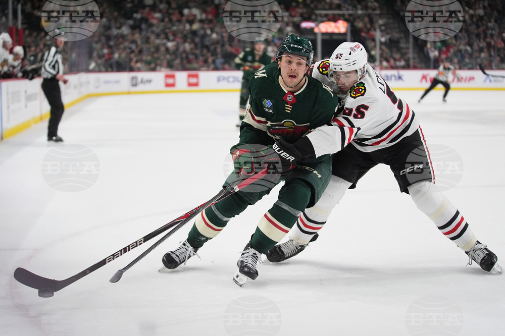 Blackhawks Wild Hockey