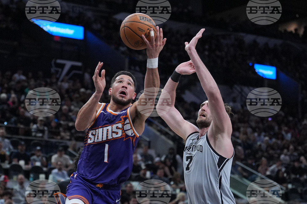 Suns Spurs Basketball