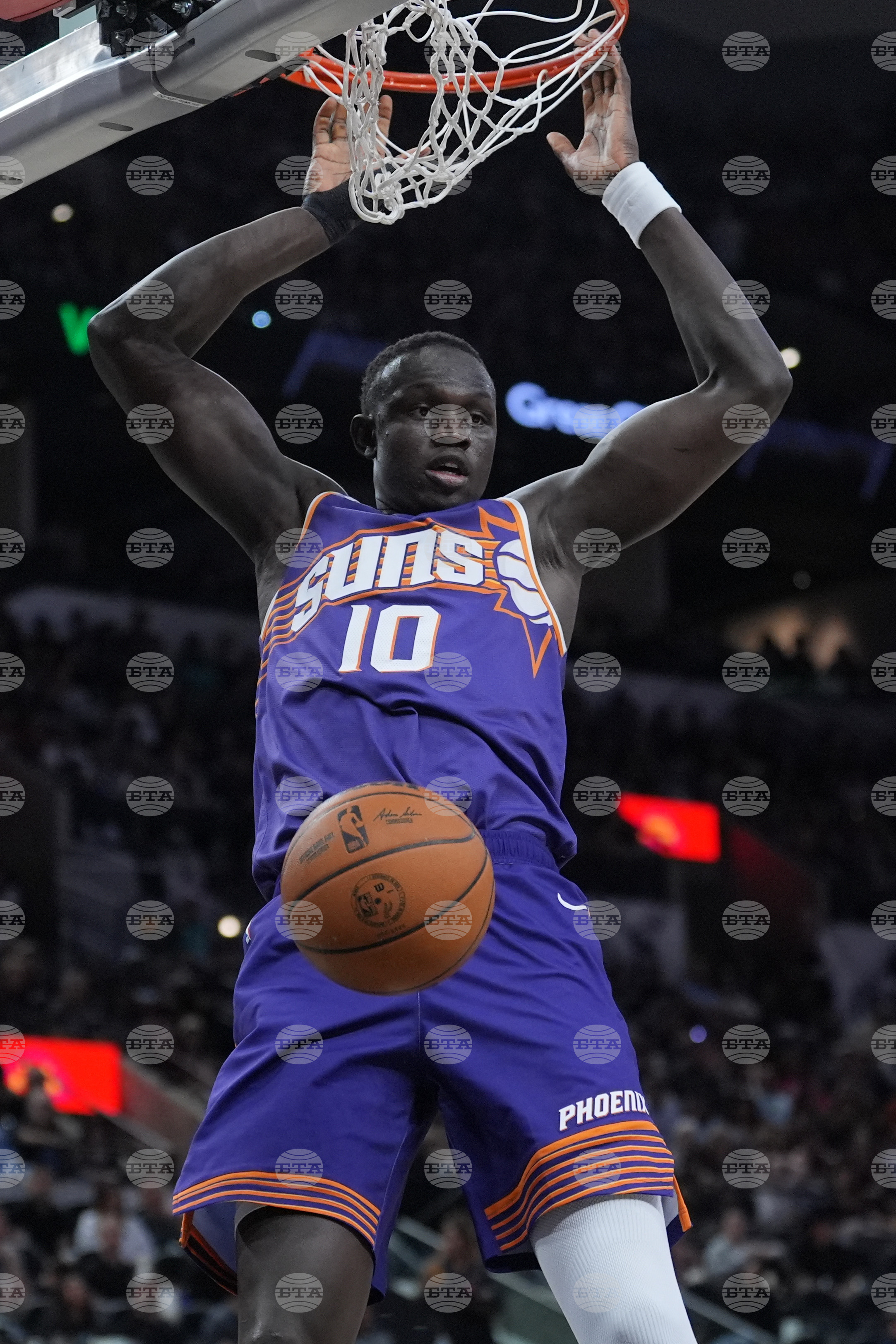 Suns Spurs Basketball