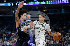 Bucks Jazz Basketball