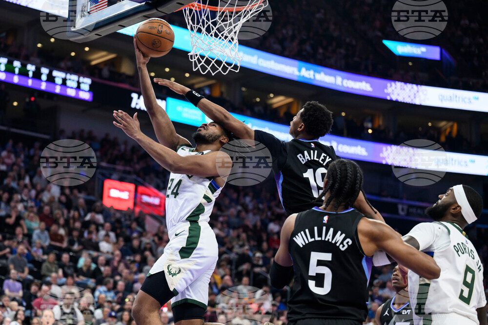 Bucks Jazz Basketball