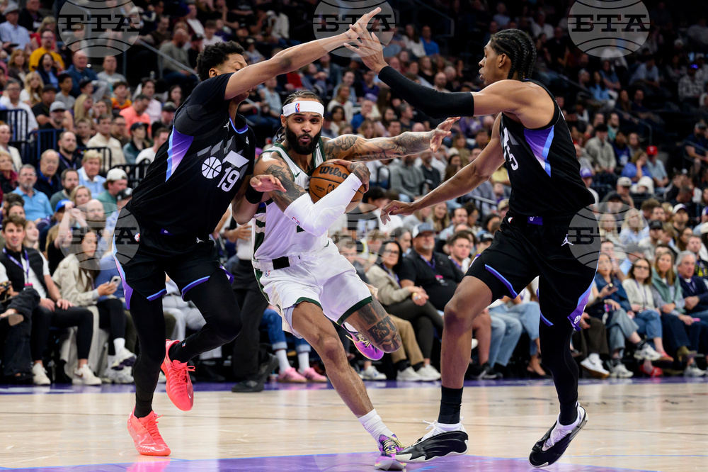 Bucks Jazz Basketball