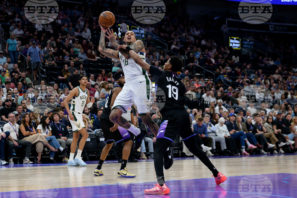 Bucks Jazz Basketball