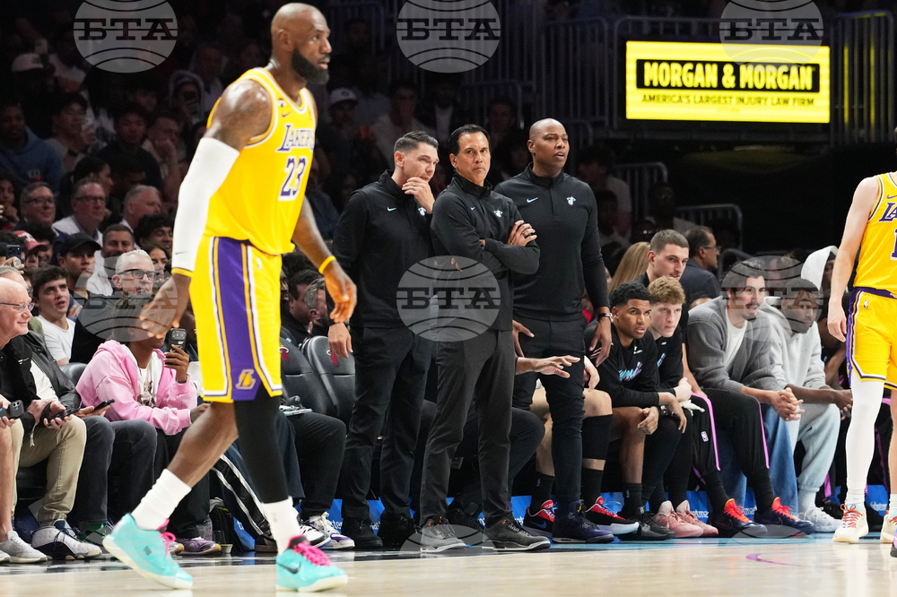 Lakers Heat Basketball