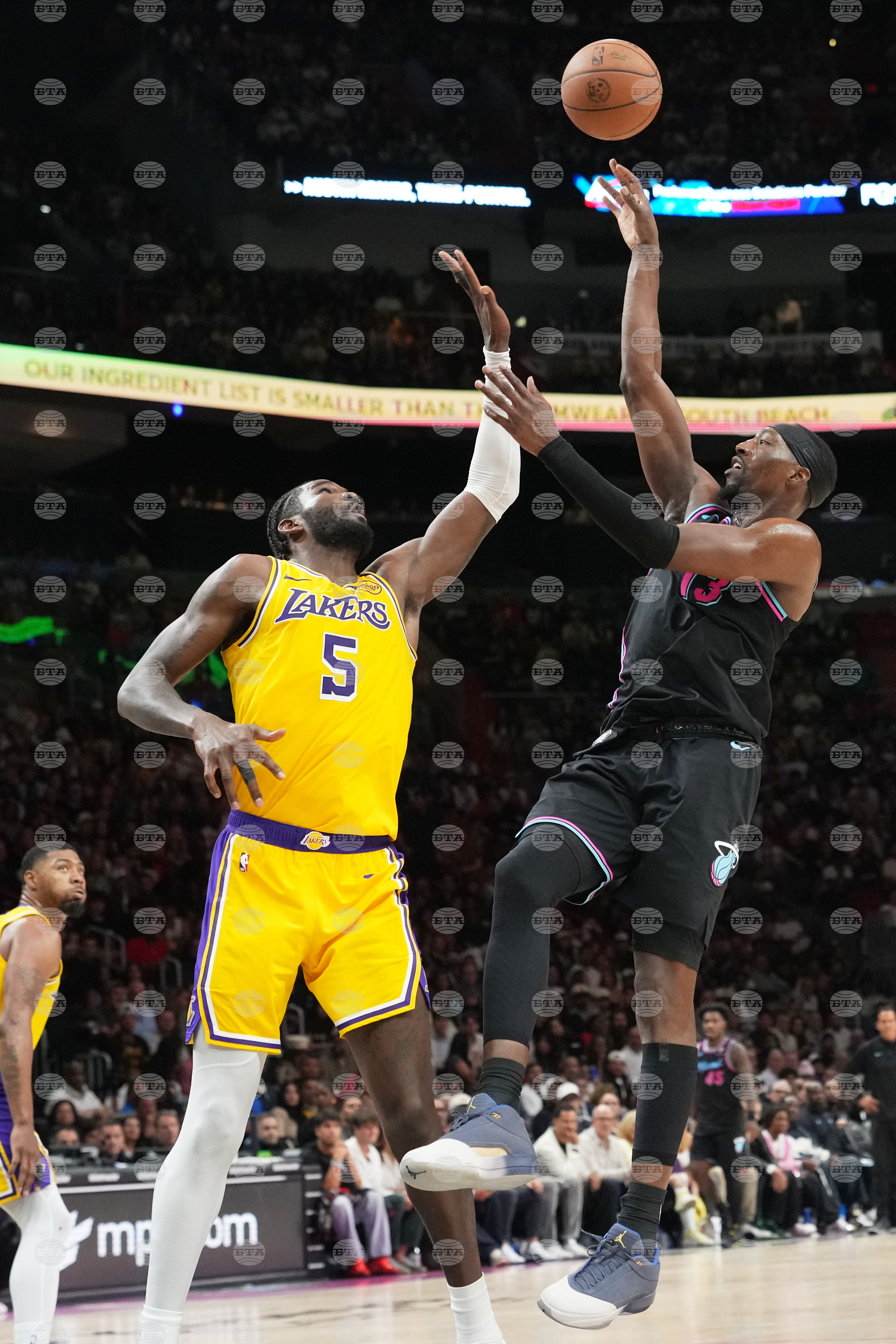 Lakers Heat Basketball