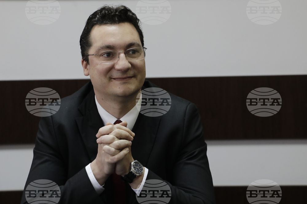 Ще се борим срещу система, доминирана от корупция, каза Крум Зарков от БСП