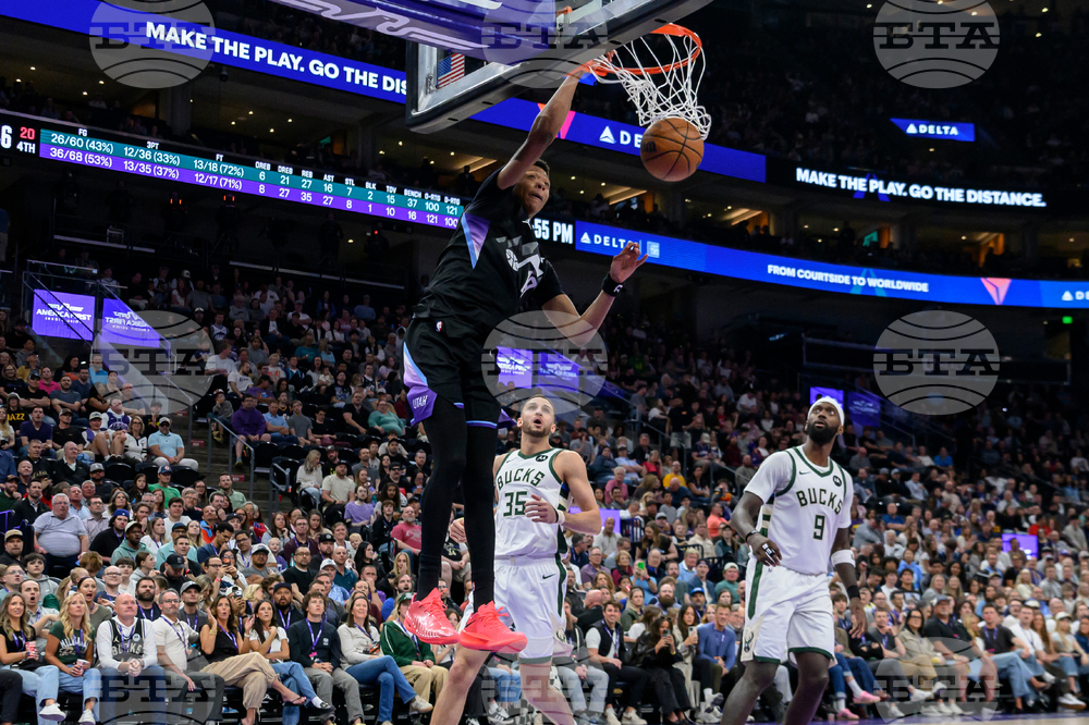 Bucks Jazz Basketball