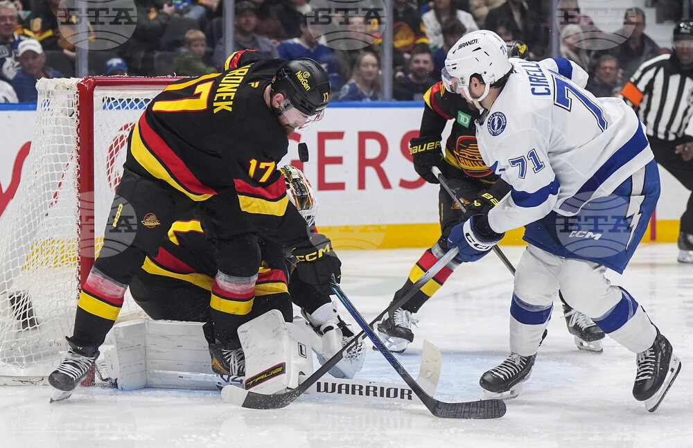 Lightning Canucks Hockey