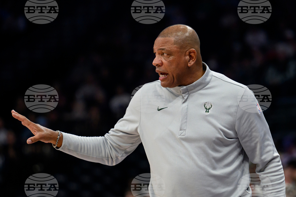 Bucks Jazz Basketball