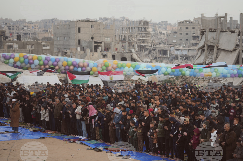 APTOPIX Israel Palestinians Eid Al Fitr
