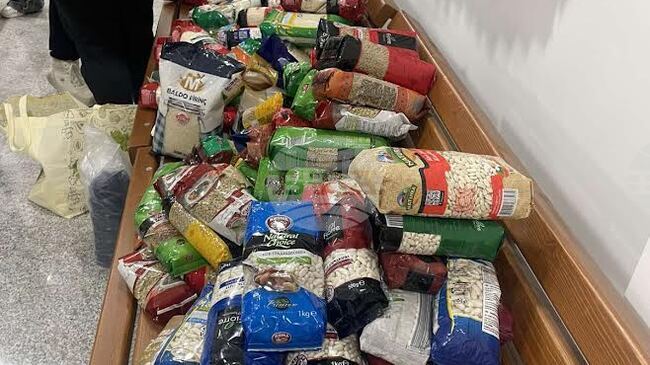 Над един тон хранителни продукти за хора в нужда събра великденската благотворителна кампания в Стара Загора "Дари, за да зарадваш"