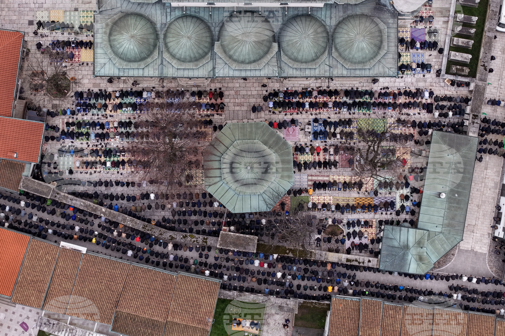 APTOPIX Bosnia Eid al-Fitr