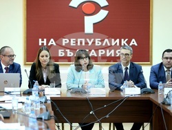 Омбудсман - „Мерки за ефективна защита на потребителите на електроенергия“ - публична среща