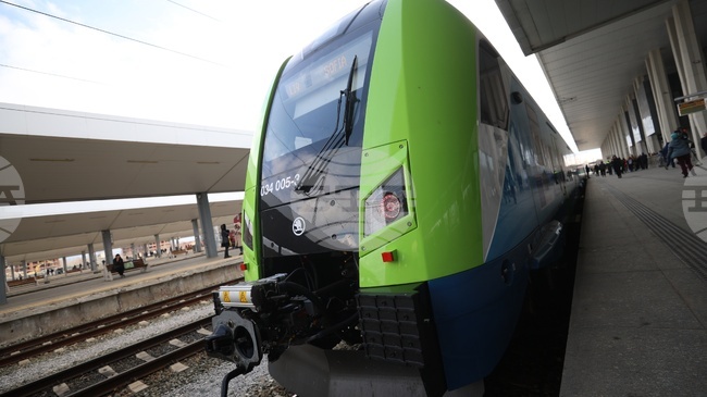 First New Skoda Train for Bulgaria Unveiled at Sofia Central Railway Station