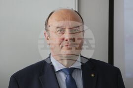 Технически университет - лаборатория - откриване